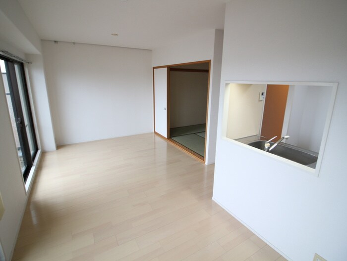 サンパティ－ク昆陽の物件内観写真