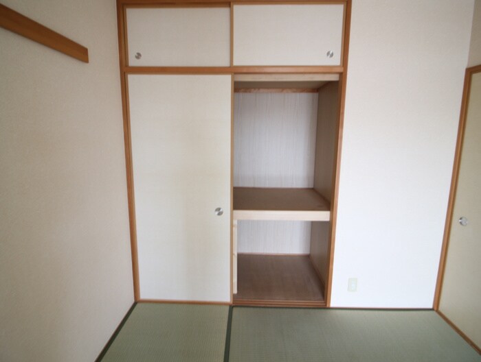 サンパティ－ク昆陽の物件内観写真