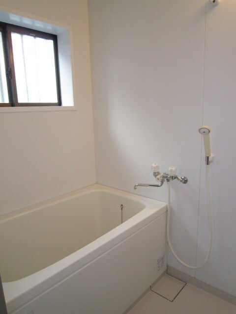 西田レジデンスＣ棟の物件内観写真