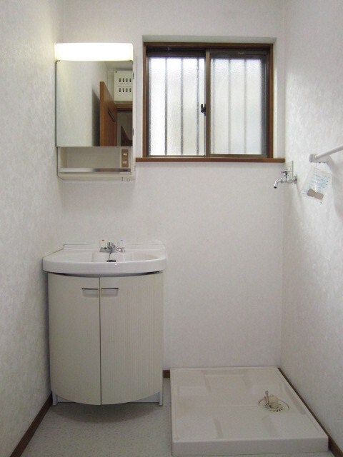 西田レジデンスＣ棟の物件内観写真