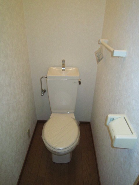 西田レジデンスＣ棟の物件内観写真