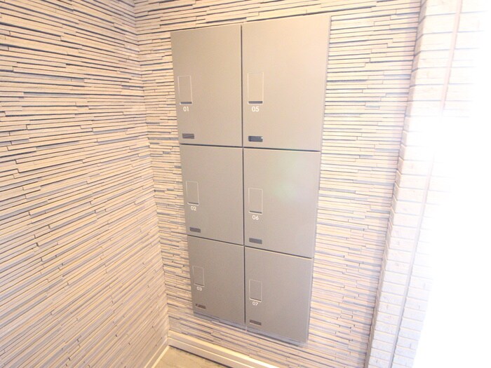 ｾｼﾞｭｰﾙ ﾄﾞ ｿﾚｲﾕⅡ Ｂ棟の物件外観写真