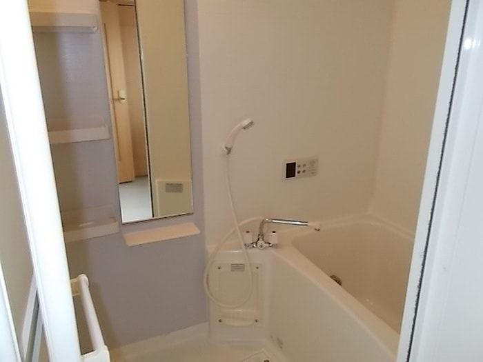 ブルースカイⅡの物件内観写真