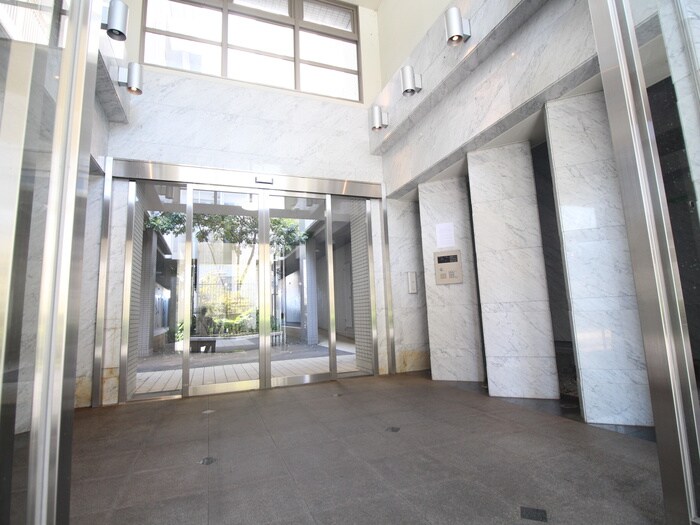 サクシ－ド胤の物件外観写真