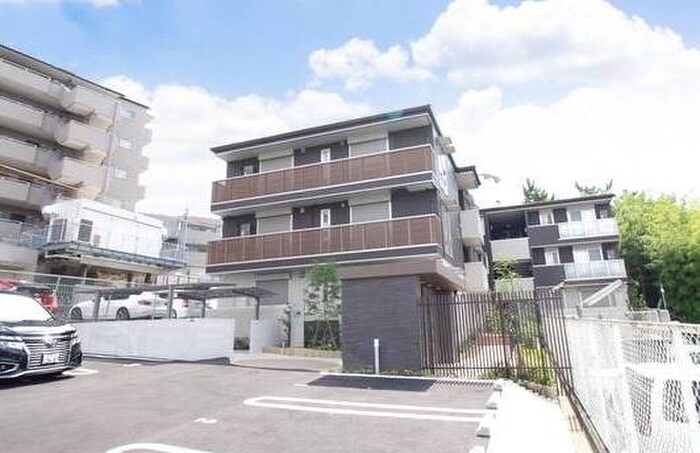 クレール桃山台の物件外観写真