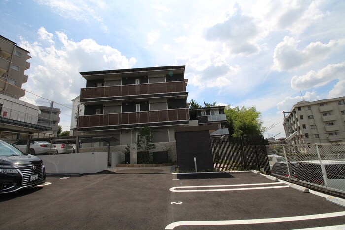 クレール桃山台の物件外観写真