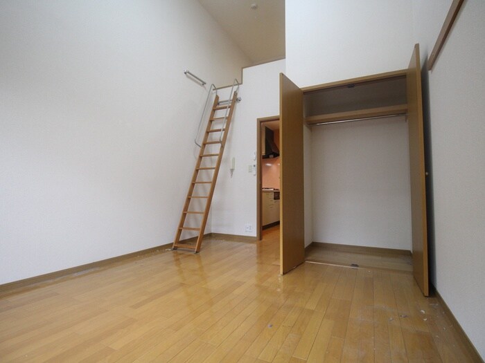 プレベール千里中央の物件内観写真