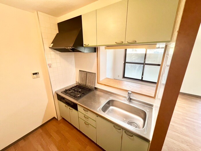 エクレ－ル西井の物件内観写真