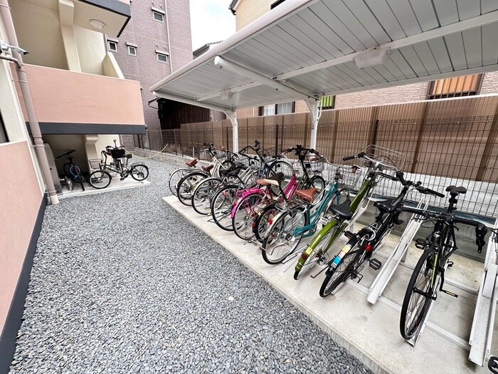 ラソ二条の物件外観写真