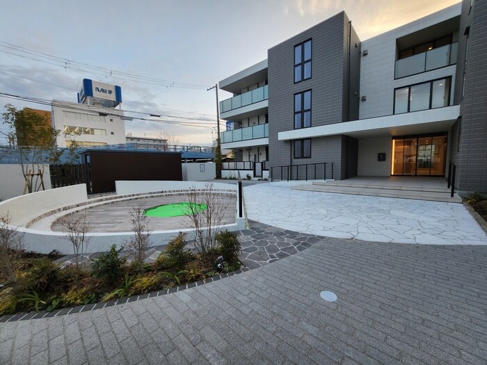 Solail Flora 千里丘の物件外観写真