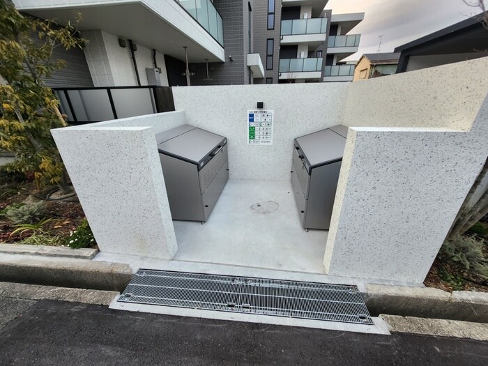 Solail Flora 千里丘の物件外観写真