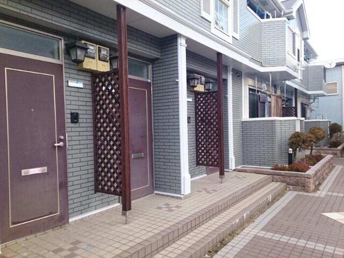 フレッシュアビテ北館の物件外観写真