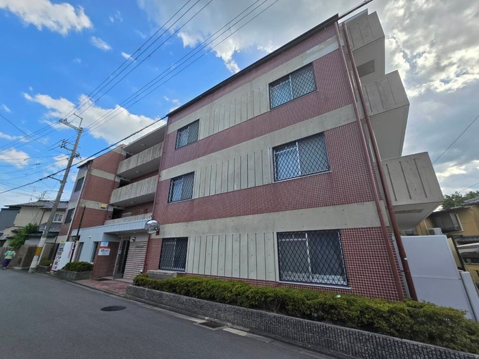 シャン・デ・リの物件外観写真