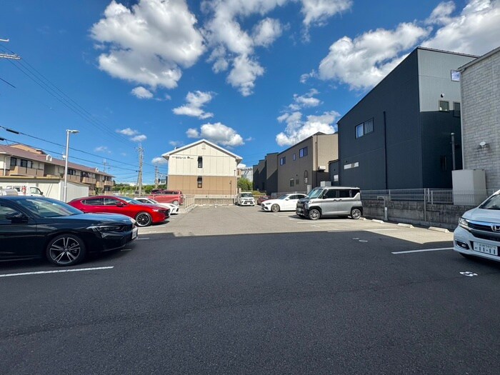 ホワイトレーク大将軍の物件外観写真