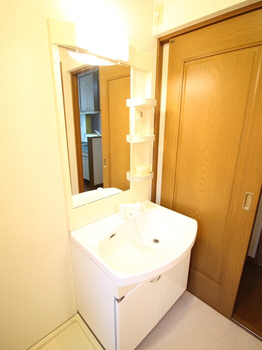 エン・フィ－ルド大饗の物件内観写真