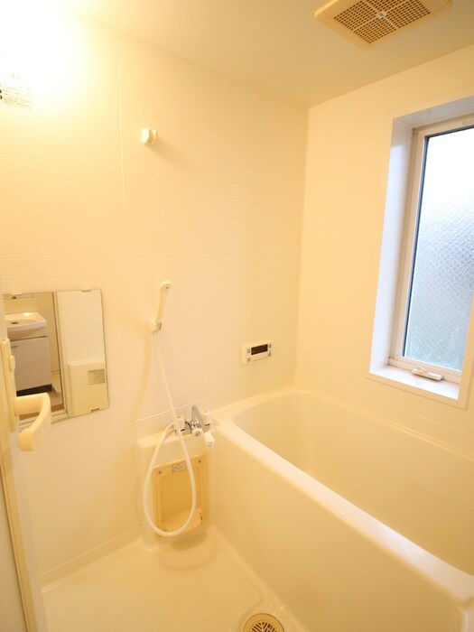 エン・フィ－ルド大饗の物件内観写真