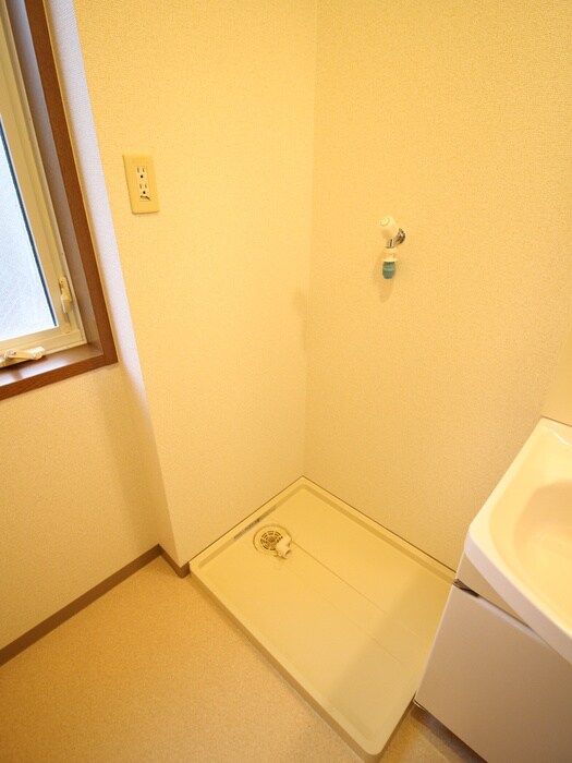 エン・フィ－ルド大饗の物件内観写真