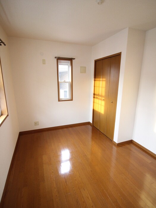 エン・フィ－ルド大饗の物件内観写真