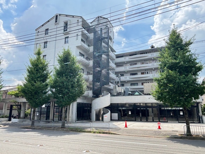 第３４長栄ヴィラ大成さがの物件外観写真