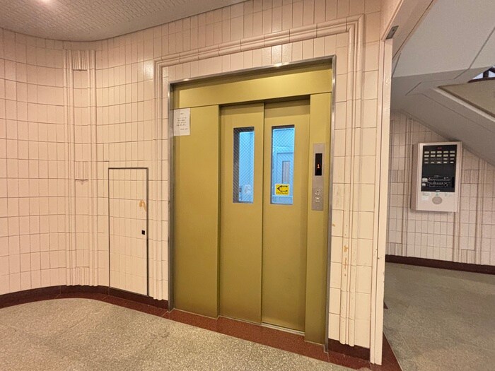 第３４長栄ヴィラ大成さがの物件外観写真