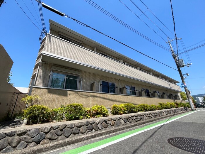 サンシャリテ西緑丘の物件外観写真