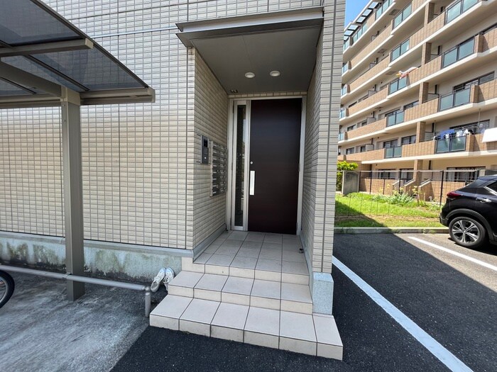 サンシャリテ西緑丘の物件外観写真