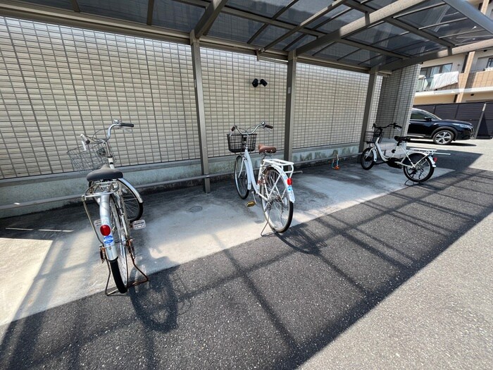 サンシャリテ西緑丘の物件外観写真