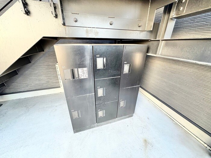 リレックス緑ヶ丘中町の物件外観写真