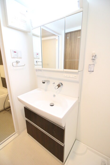 コンフォールパレ新町二条の物件内観写真