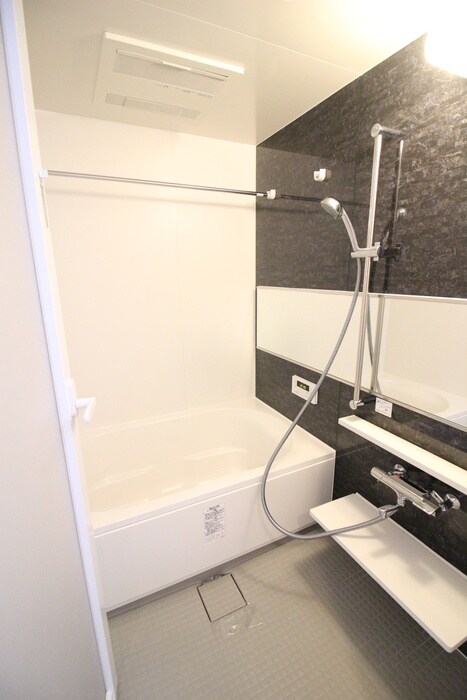 コンフォールパレ新町二条の物件内観写真