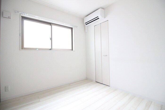 コンフォールパレ新町二条の物件内観写真