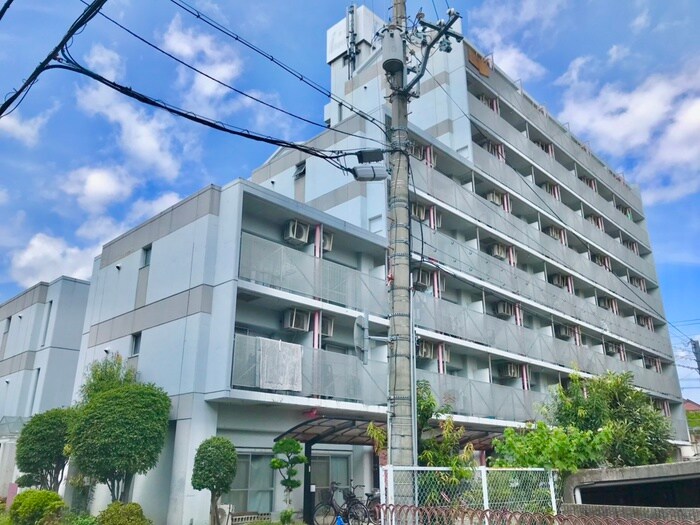 キューブ塚口の物件外観写真