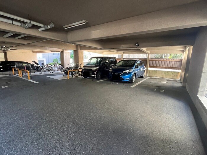 パールコート千里山の物件外観写真