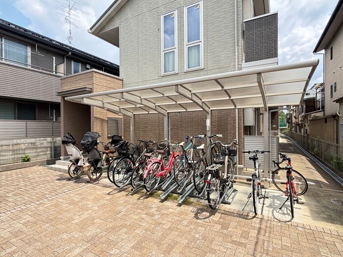 アグレアブルの物件外観写真