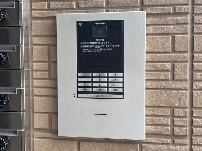 アグレアブルの物件外観写真