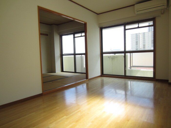 麻田レインボーハイツの物件内観写真