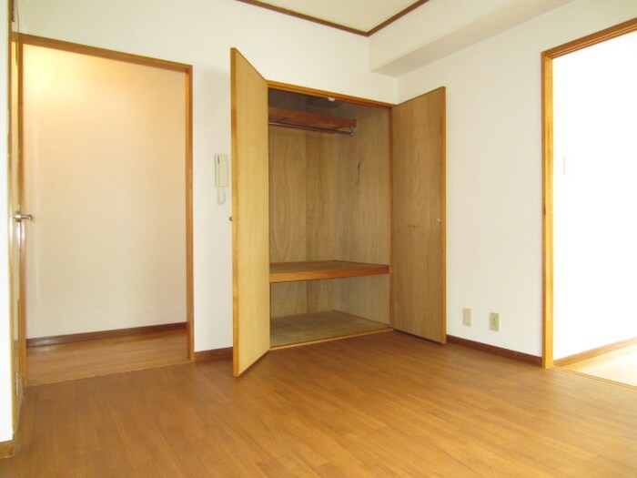 麻田レインボーハイツの物件内観写真