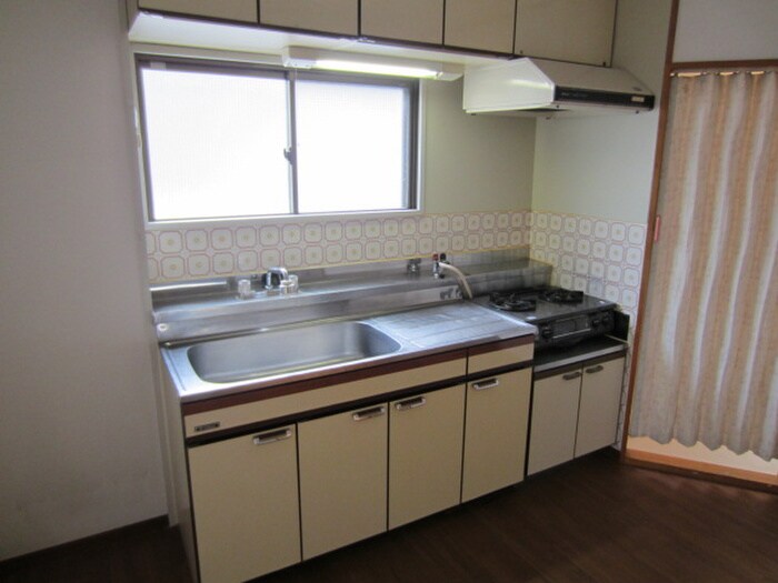 麻田レインボーハイツの物件内観写真