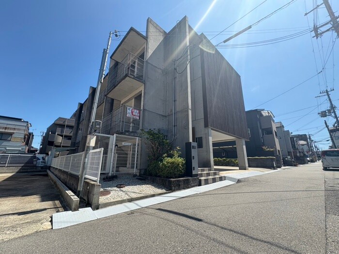 グランシュシュ東須磨の物件外観写真