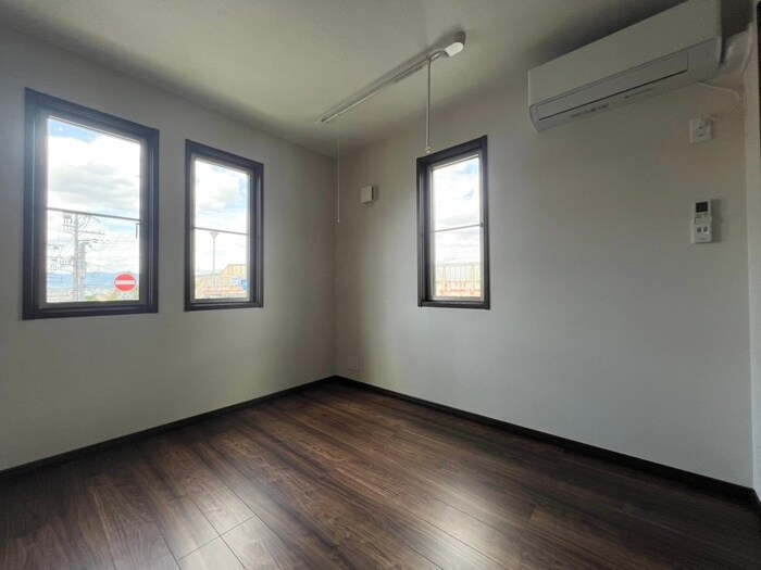 MOCXION桃山の物件内観写真