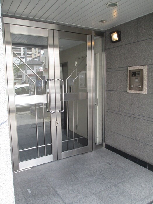 エスポワ－ル三宮Ⅱの物件外観写真