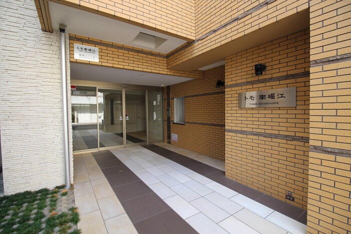 トモ南堀江の物件外観写真