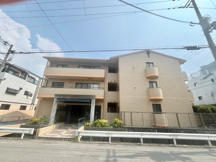 エスパシオ塚口の物件外観写真
