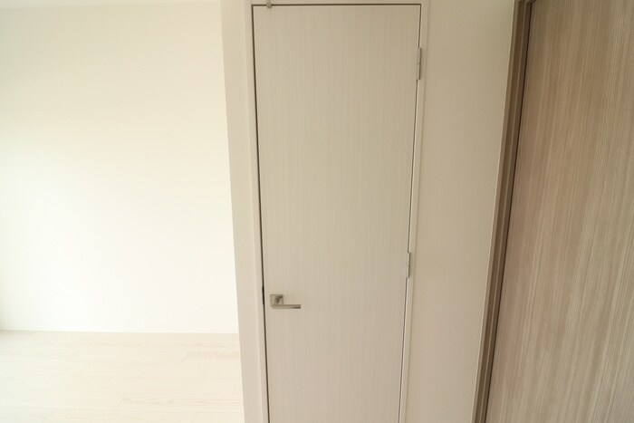 ｴｽﾌﾟﾚｲｽｱｰﾊﾞﾝﾚｼﾞﾃﾞﾝｽの物件内観写真