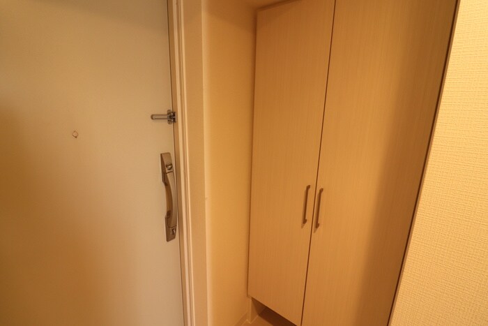 ｴｽﾌﾟﾚｲｽｱｰﾊﾞﾝﾚｼﾞﾃﾞﾝｽの物件内観写真