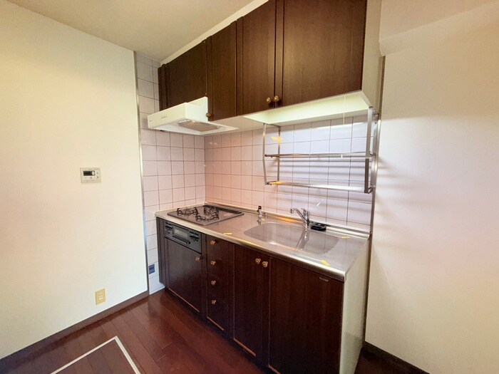 ロイヤルグレース上野東(101)の物件内観写真