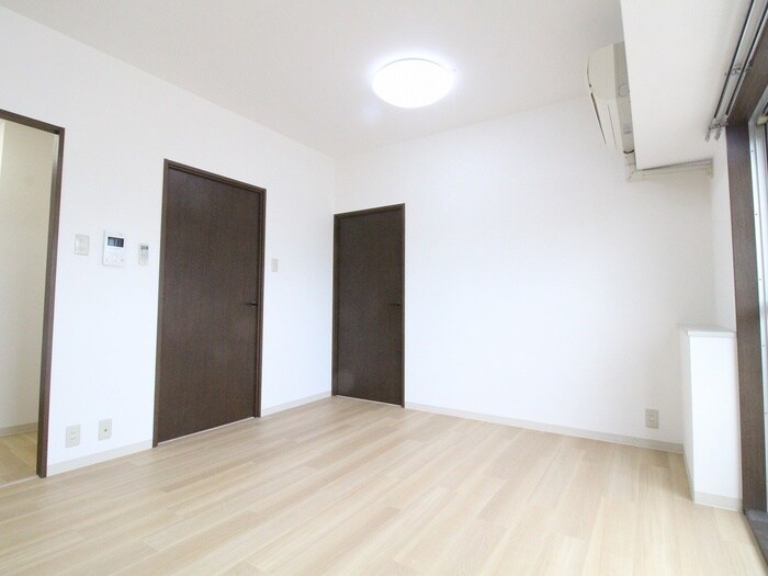 プレザン新神戸の物件内観写真