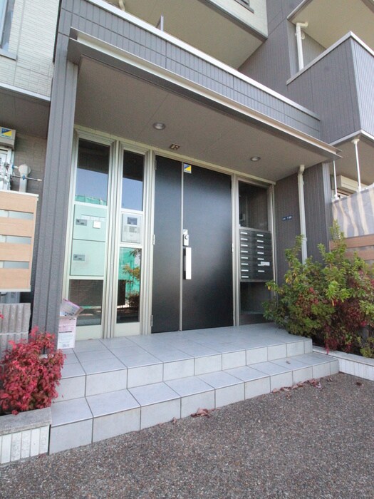 ピオニー北石切の物件外観写真