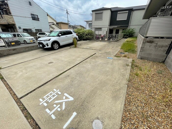 リヴェール久津川の物件外観写真