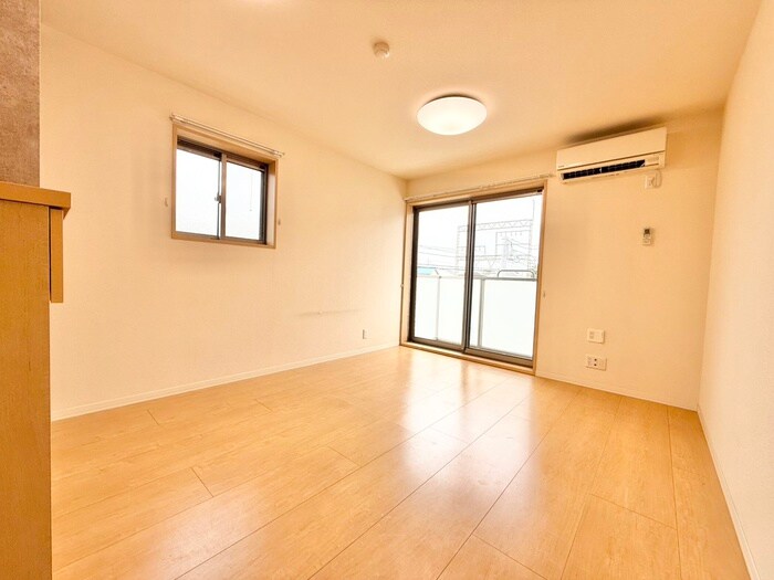 リヴェール久津川の物件内観写真